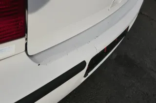 VW Polo 6N2 Stoßstange hinten Heckstoßstange Stoßfänger weiß LB9A - Bild 6