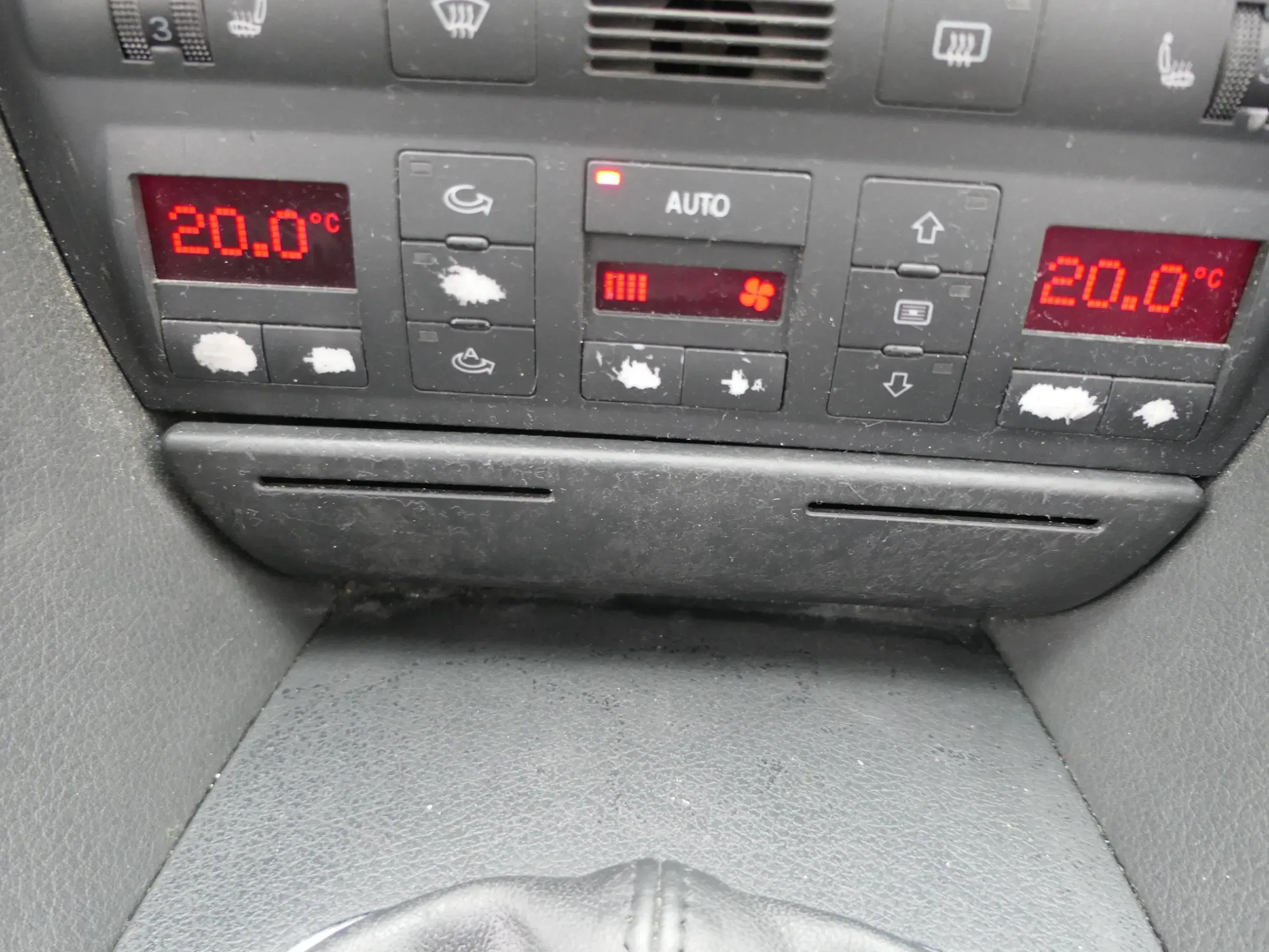 Audi A6 4B C5 Steuergerät Klimaanlage Klimabedienteil 4B0820043AD Climatronic Na - Bild 1