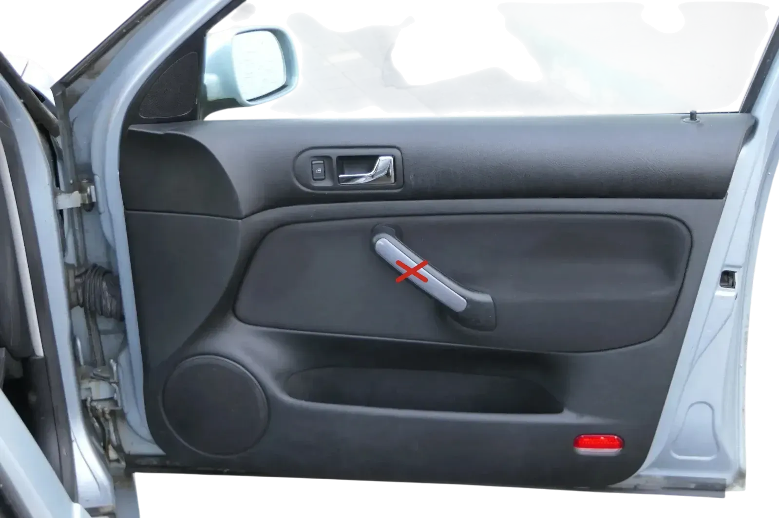 1x Golf 4 Bora Türverkleidung Verkleidung Tür vorne rechts 4/5-Türer schwarz - Bild 1