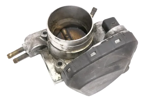 VW Passat 3BG Audi A4 B5 Drosselklappe 06B133062P 06B133062D ALZ 8E 1,6 75kw