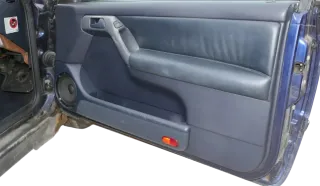 Golf 4 3 1E Cabrio 1E Türverkleidung Verkleidung Tür vorne rechts LEDER blau - Bild 1