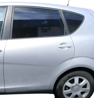 Seat Altea 5P Tür hinten links grau silber LS7N - ohneAnbauteile - Bild 1