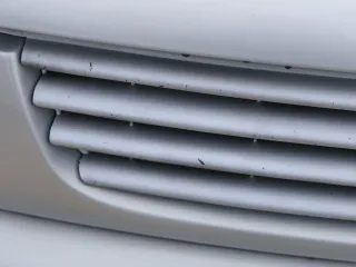 VW Polo 6N Kühlergrill Grillleiste vorne + Leiste Grill silber LB7Z - Bild 3