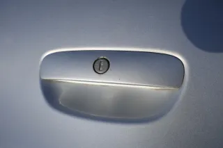 VW Polo 9N3 9N Heckklappe Kofferraumklappe Klappe silber LA7W grau - Scheibe - Bild 2