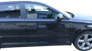 Audi A3 8P 4/5 Türer Tür vorne rechts Beifahrertür Türblatt schwarz LZ9Y Sportba - Bild 3