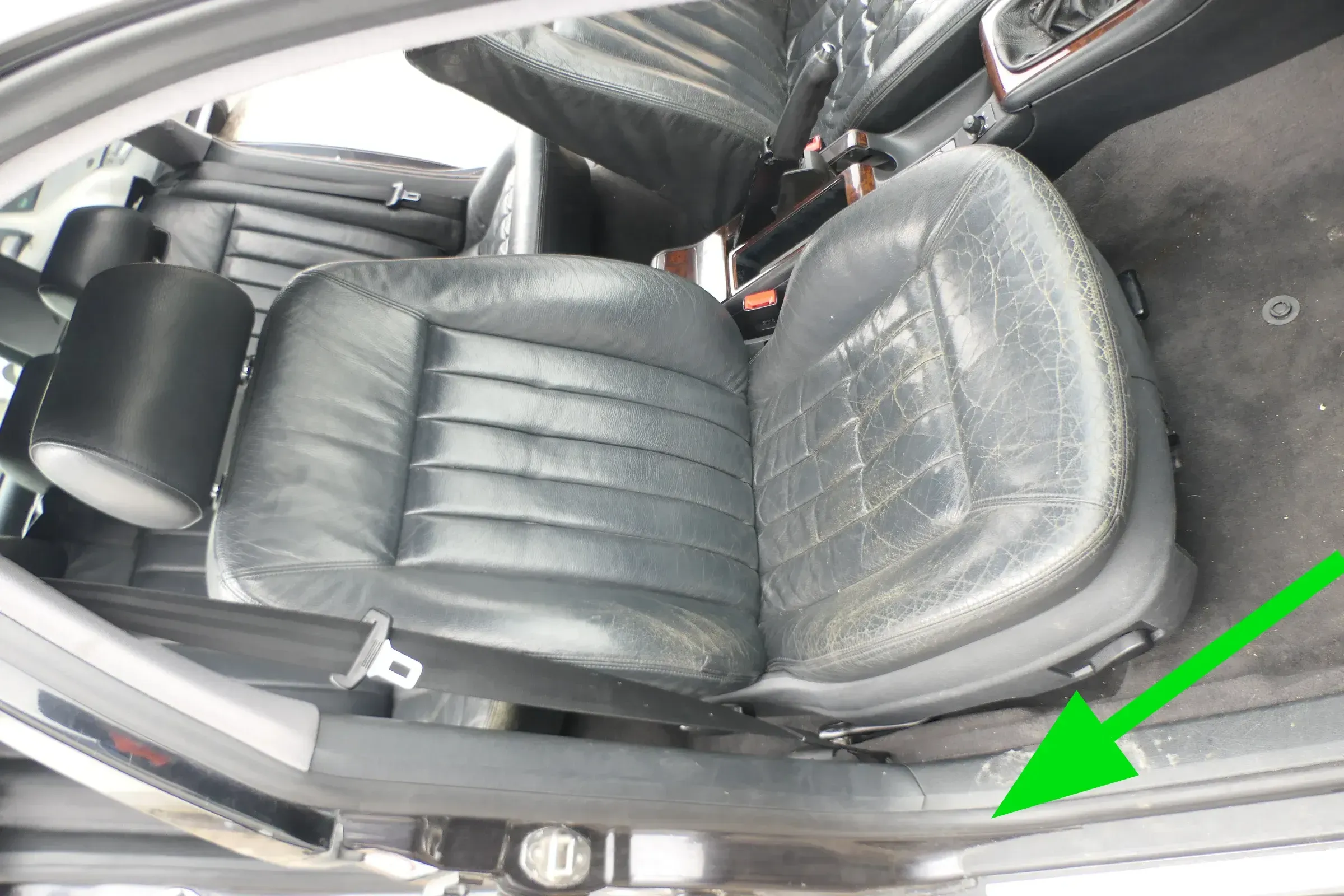 Audi A6 4B Türdichtung Dichtung Tür vorne rechts Beifahrertür innen 4B0831721E - Bild 1