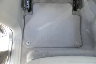 2x Original Audi Q7 4L Fußmatten Fußmatte hinten links und rechts grau Achatgrau - Bild 2