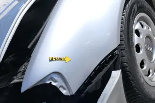 Audi A3 8L Kotflügel vorne links grau silber LY7M - Bild 3