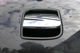 Seat Leon 1P Heckklappe Klappe hinten Kofferraumklappe schwarz LC9Z + Scheibe - Bild 2