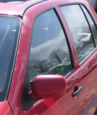 VW Polo 6N 6N2 vorne links Fenster Scheibe in Tür Fensterscheibe 4/5-Türer - Bild 1