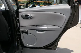Seat Leon 1P Türverkleidung Verkleidung Tür hinten rechts Griff grau kometengrau - Bild 1