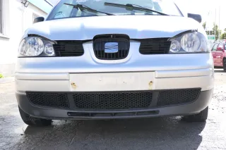 Seat Arosa 6H Stoßstange Frontstoßstange vorne grau silber LS7N Facelift + Grill - Bild 1