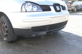 Seat Arosa 6H Stoßstange Frontstoßstange vorne grau silber LS7N Facelift + Grill - Bild 5