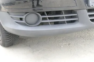 VW Fox 5Z Stoßstange vorne Stoßfänger schwarz LC9Z mit Grill - Bild 12