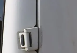 1x VW T4 Scharniere für Tür für Flügeltür rechts hinten oben weiß - Bild 1