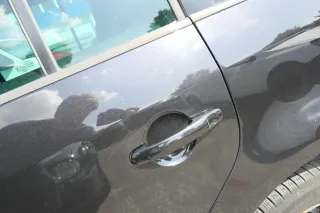 VW Touran 1T 1T3 Tür hinten links schwarz metallic LC9Z mit Scheibe - Bild 5