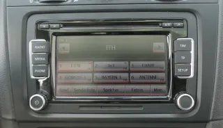 VW Passat 3C Golf 5 Touran Radio CD RCD510 3C8035195F mit Code - SD Karte - Bild 1