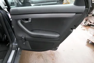4x Audi A4 8E B7 Türverkleidung Verkleidung Tür vorne + hinten schwarz (S-line) - Bild 2