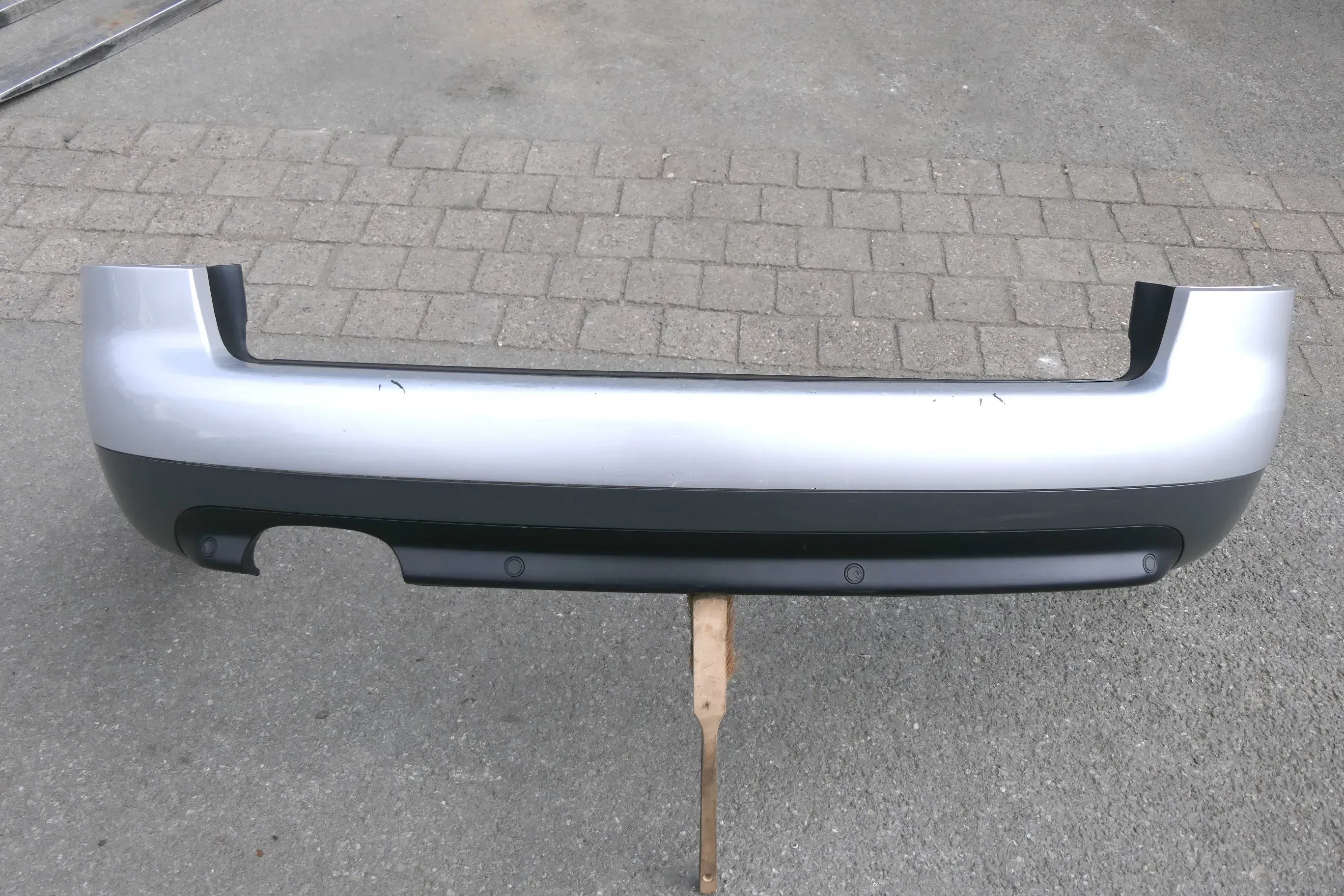 Audi A6 4B Kombi Avant Stoßstange hinten Heckstoßstange Facelift silber LY7W PDC - Bild 1
