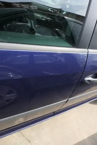 VW Touran 1T3 1T Tür hinten rechts Beifahrerseite blau LB5N - Bild 2