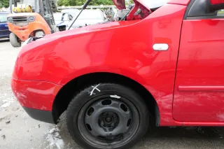 VW Lupo Kotflügel vorne links rot LP3G vorn - Bild 1
