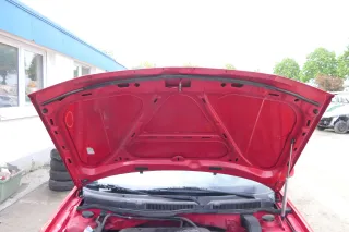 VW Golf 4 Motorhaube Haube Klappe vorne rot LY3D  -   2-3 kleine Dellen - Bild 4