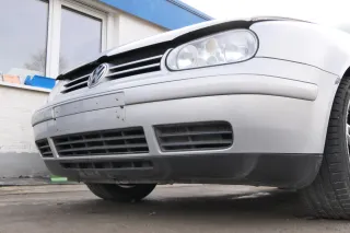 VW Golf 4 1J Stoßstange vorne Stoßfänger vorn grau silber LB7Z Frontstoßstange - Bild 4