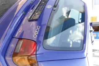 VW Polo 6N Heckklappe Klappe hinten Kofferraumklappe mit Scheibe blau LD5D - Bild 4