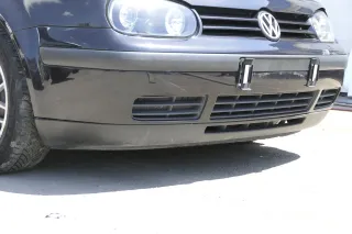 VW Golf 4 Stoßstange vorne Stoßfänger vorn schwarz LC9Z Frontstoßstange - Bild 4