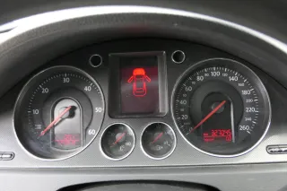 VW Passat 3C Tacho Tachometer 327.000km 3C0920871 X Diesel TDI - Bild 1