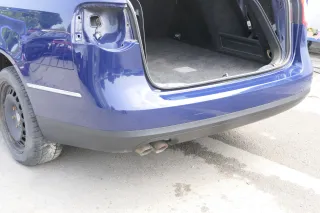 VW Passat 3C Kombi Stoßstange hinten Heckstoßstange Stoßfänger blau LA5E - Bild 3