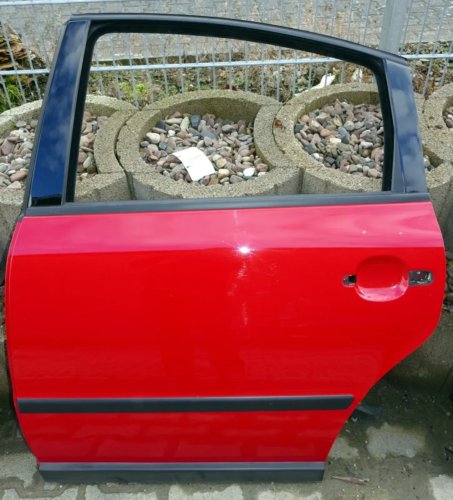 VW Passat 3B 3BG Limousine Tür hinten links rot LY3D Fahrertür - Bild 1