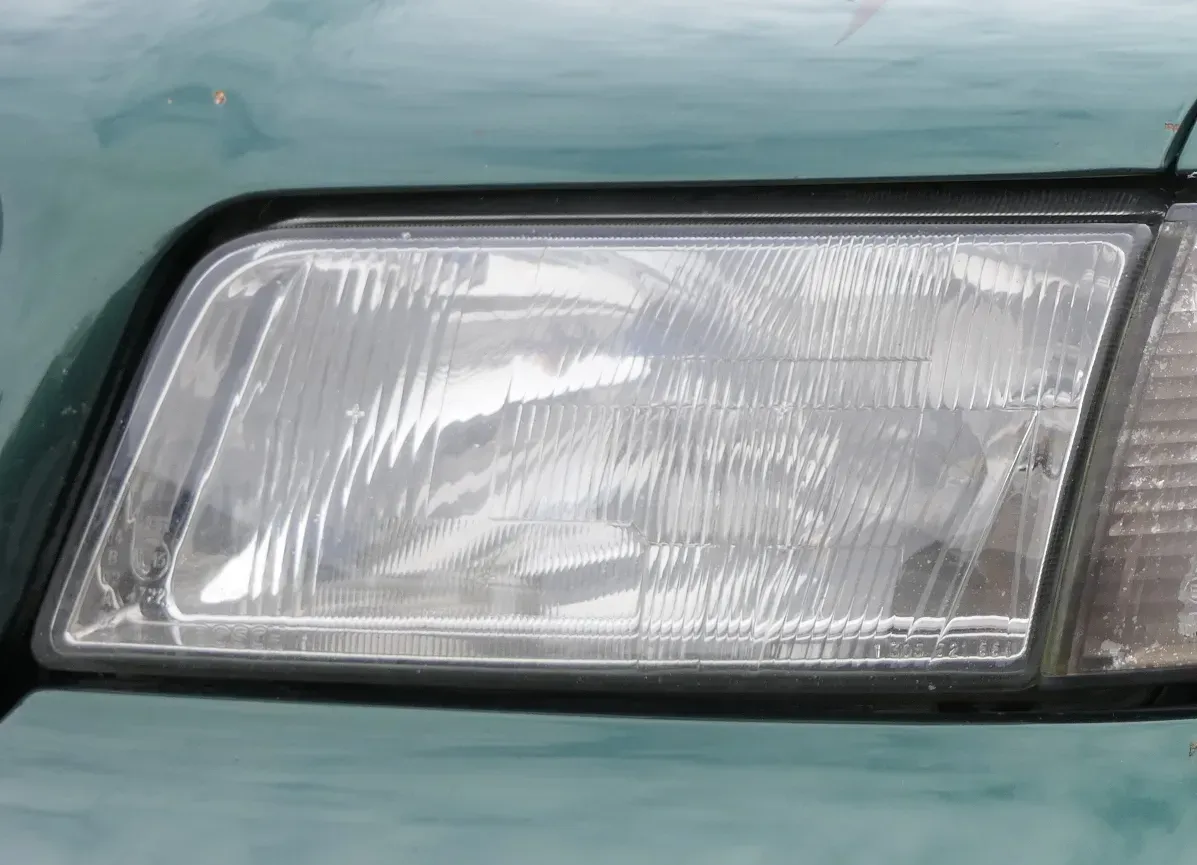 Audi A4 B5 Scheinwerfer vorne links Valeo (keinNebel) - Bild 1