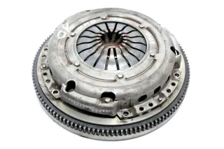 Polo 9N 03D141031C Druckplatte Schwungscheibe Kupplung AZQ BME AWY 1, Schwungrad - Bild 1