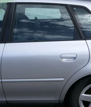 Audi A3 8L Tür Türblatt hinten links 4/5-Türer silber LA7W + Rahmen - Bild 1