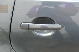 VW Polo 9N 9N3 Tür hinten rechts 4/5-Türer grau LC7V - ohne Anbauteile - Bild 4