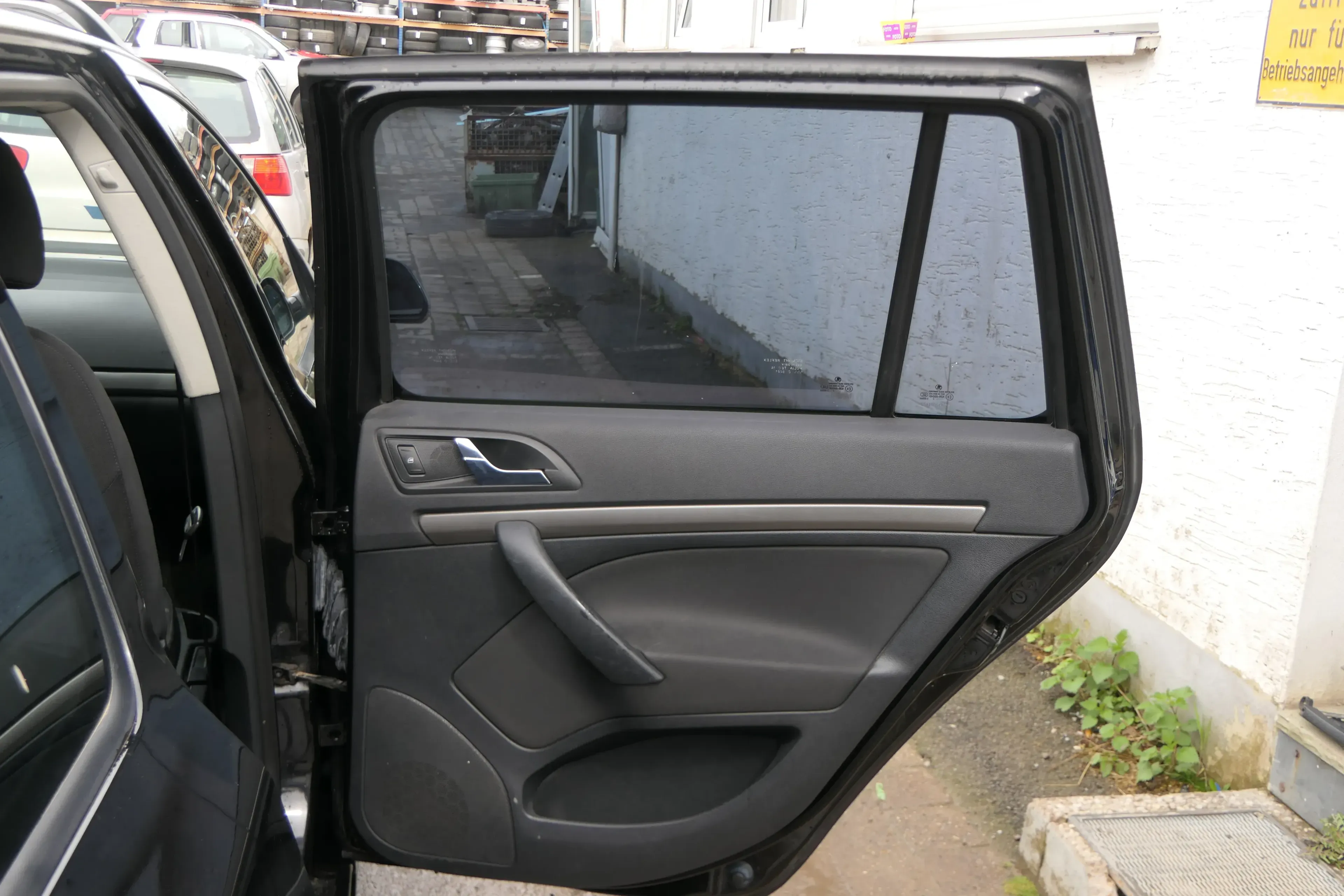 1x Octavia 1Z Kombi Türverkleidung Verkleidung Tür hinten rechts ony - Bild 1