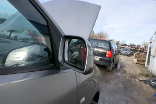 VW Polo 9N 9N3 manueller Spiegel Außenspiegel rechts vorne grau LD7W - Bild 4