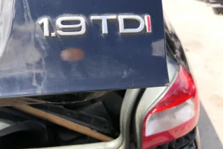 Audi A3 8L Facelift Heckklappe Kofferraumklappe Klappe hinten schwarz LY9B - Bild 5