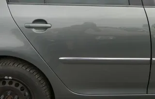 VW Golf 5 V 1K Tür nur das Türblatt hinten rechts 4/5-Türer grau grün LA6Q - Bild 1