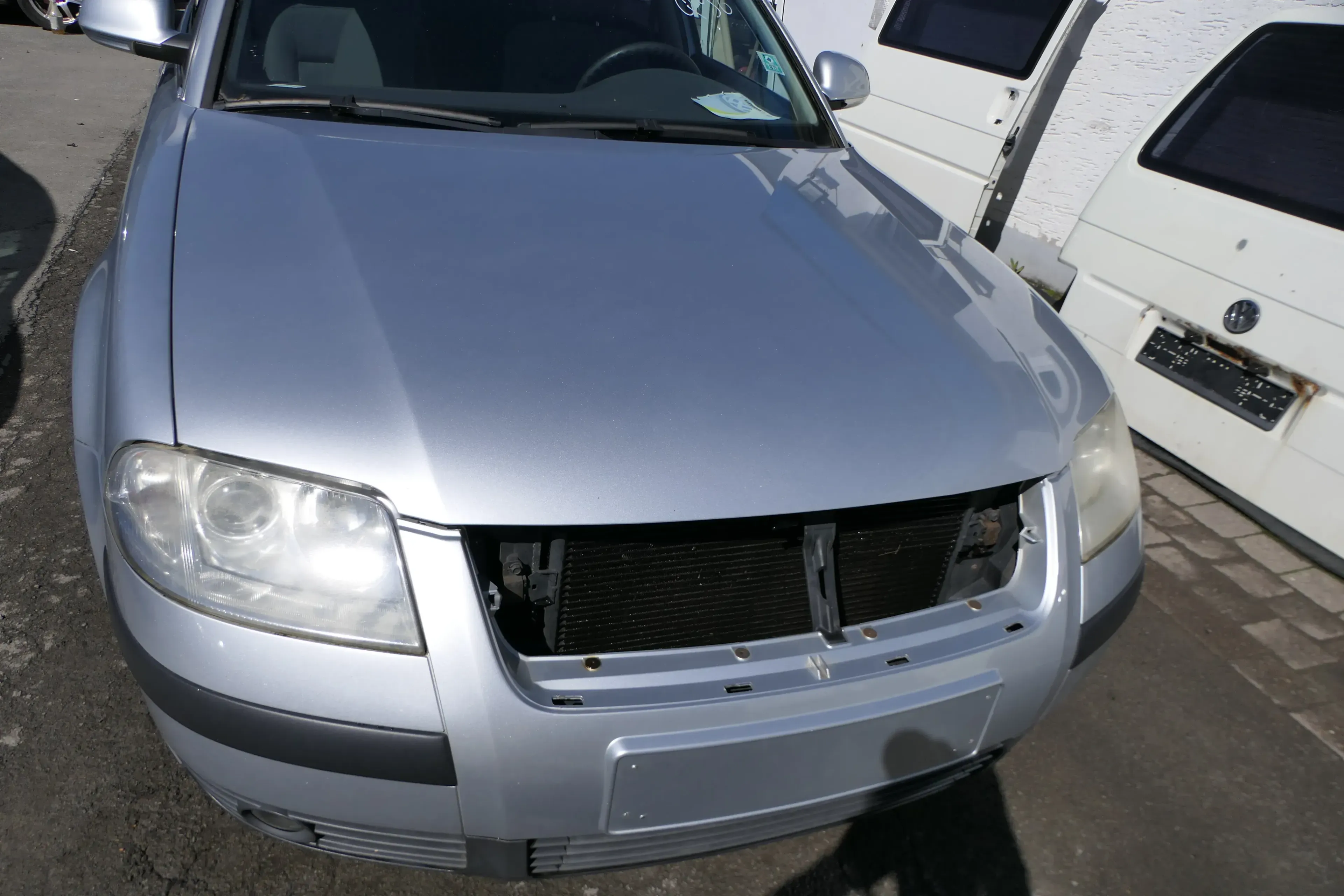VW Passat 3BG Motorhaube Klappe vorne vorn Haube silber LA7W reflexsilber met - Bild 1