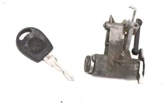 ZV VW Polo 6N Kofferraumschloß Heckschloß Schloß hinten 1x Schlüssel bis ca 1997 - Bild 1