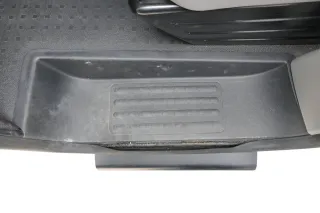 VW T5 Tür rechts vorne Trittschale Stufe Einstiegsleiste Trittstufe rechts vorne - Bild 2