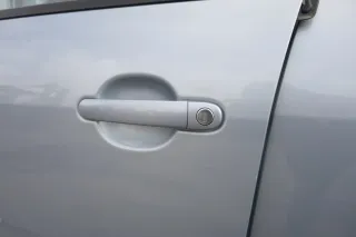 Audi A2 8Z Tür nu das Türblatt vorne links blau LY7R - ohne Anbauteile - Bild 4