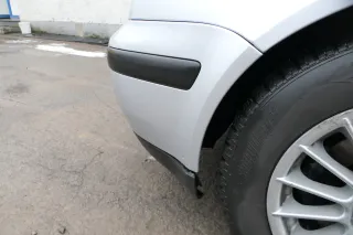 VW Golf 4 1J Stoßstange vorne Stoßfänger vorn grau silber LB7Z Frontstoßstange - Bild 2
